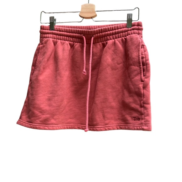 TNA Dresses & Skirts - TNA Cozy Fleece Boyfriend Mini Skirt